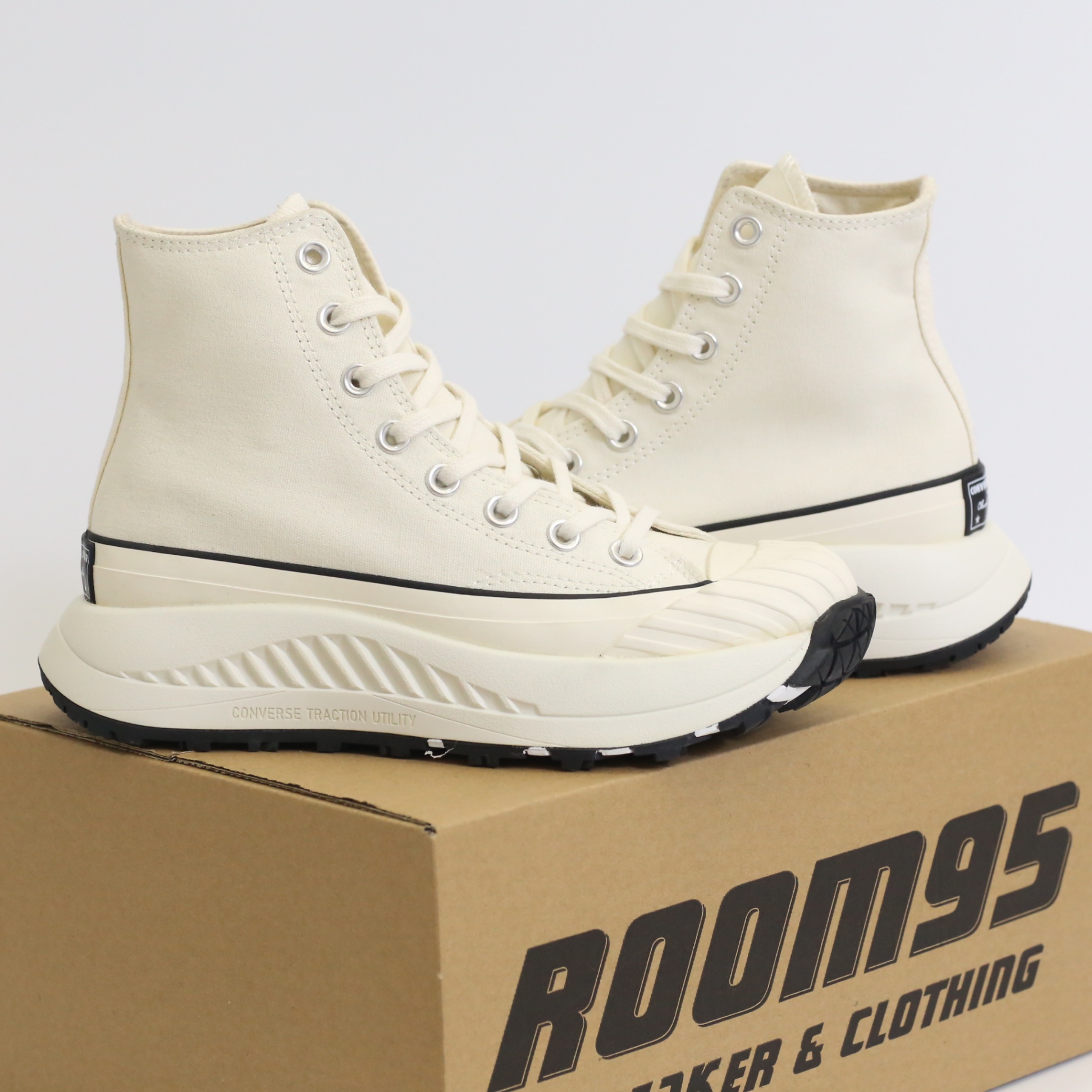 CONVERSE CHUCK 70 AT-CX HIGH WHITE