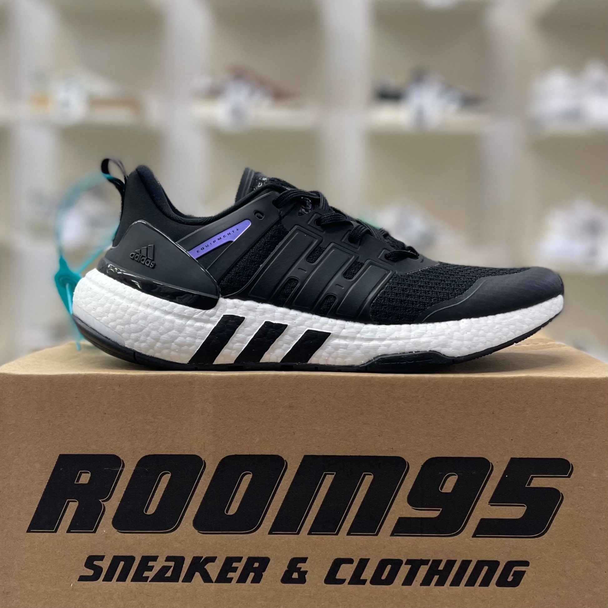 EQT BOOST CORE BLACK PURPLE