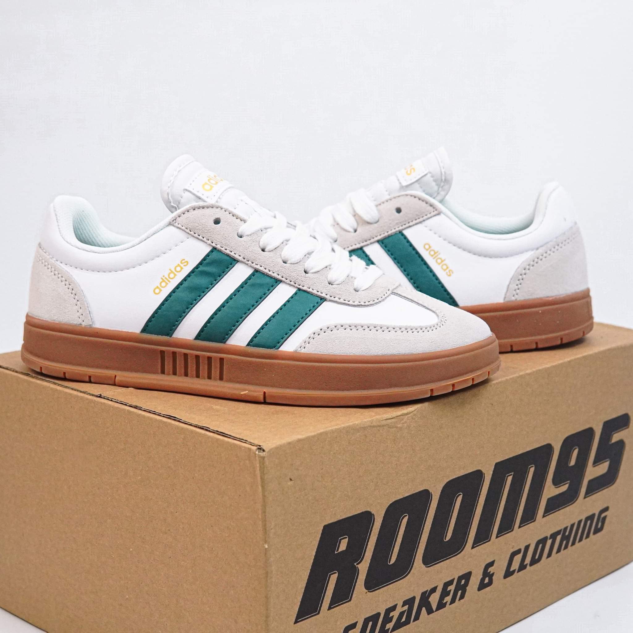 ADIDAS NEO GRADAS 'WHITE SUB GREEN GUM'