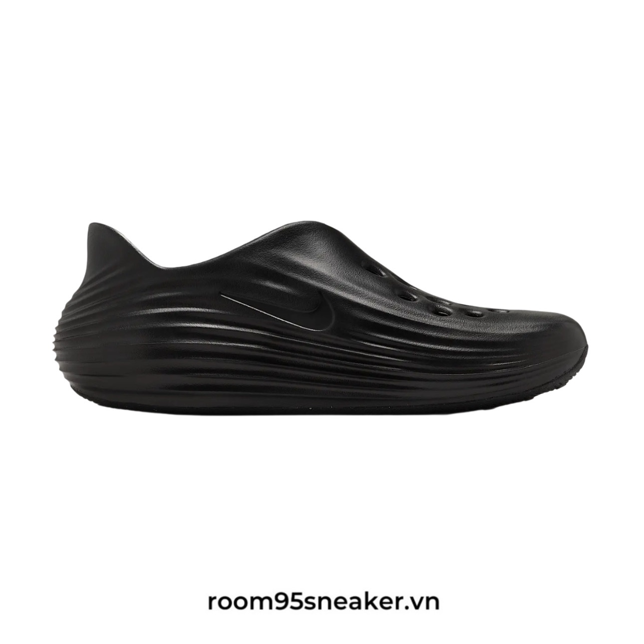 R14 Nike ReactX Rejuven8 Triple Black