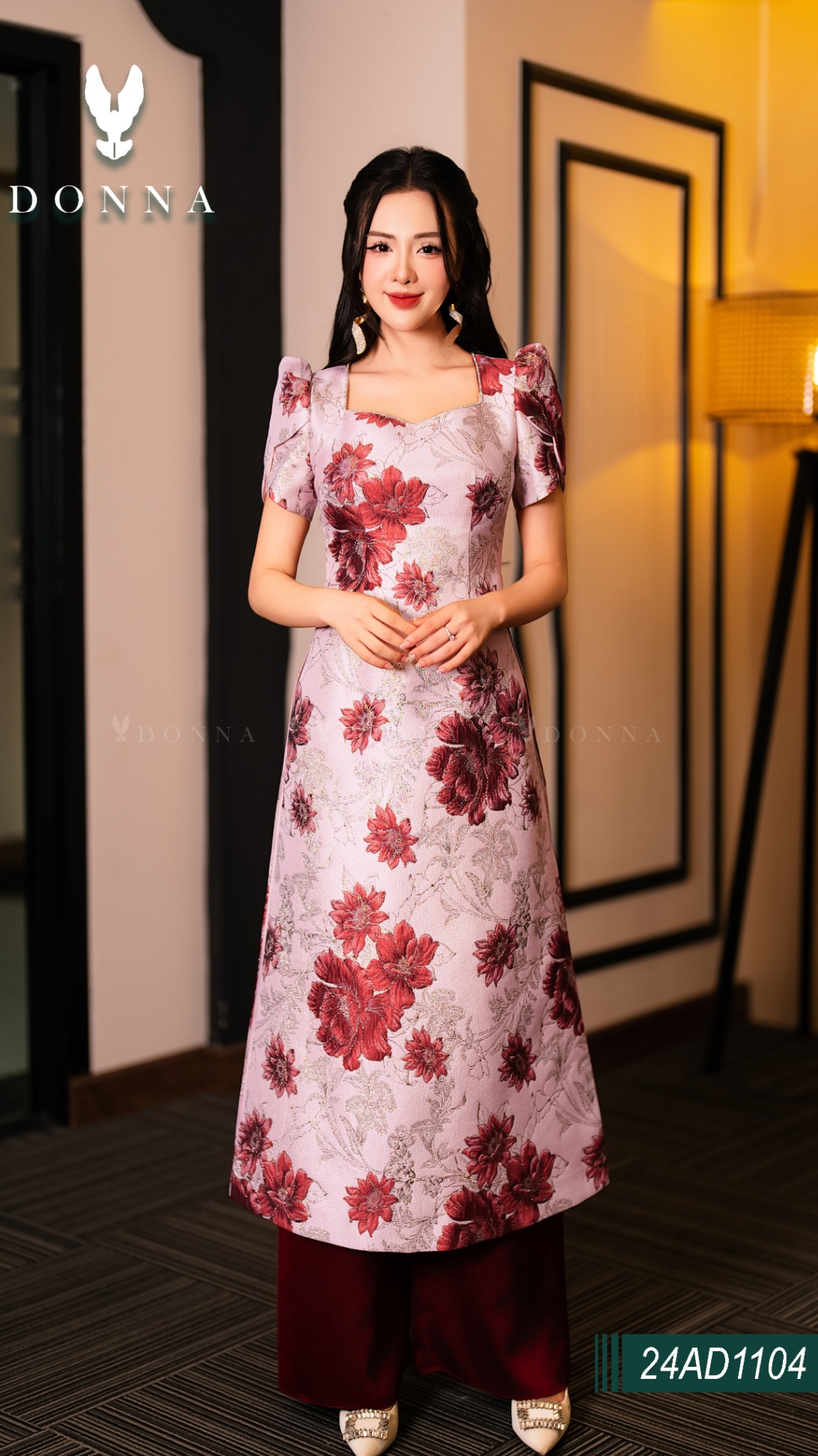 24AD1104 - Set áo dài tafta gấm hoa hồng