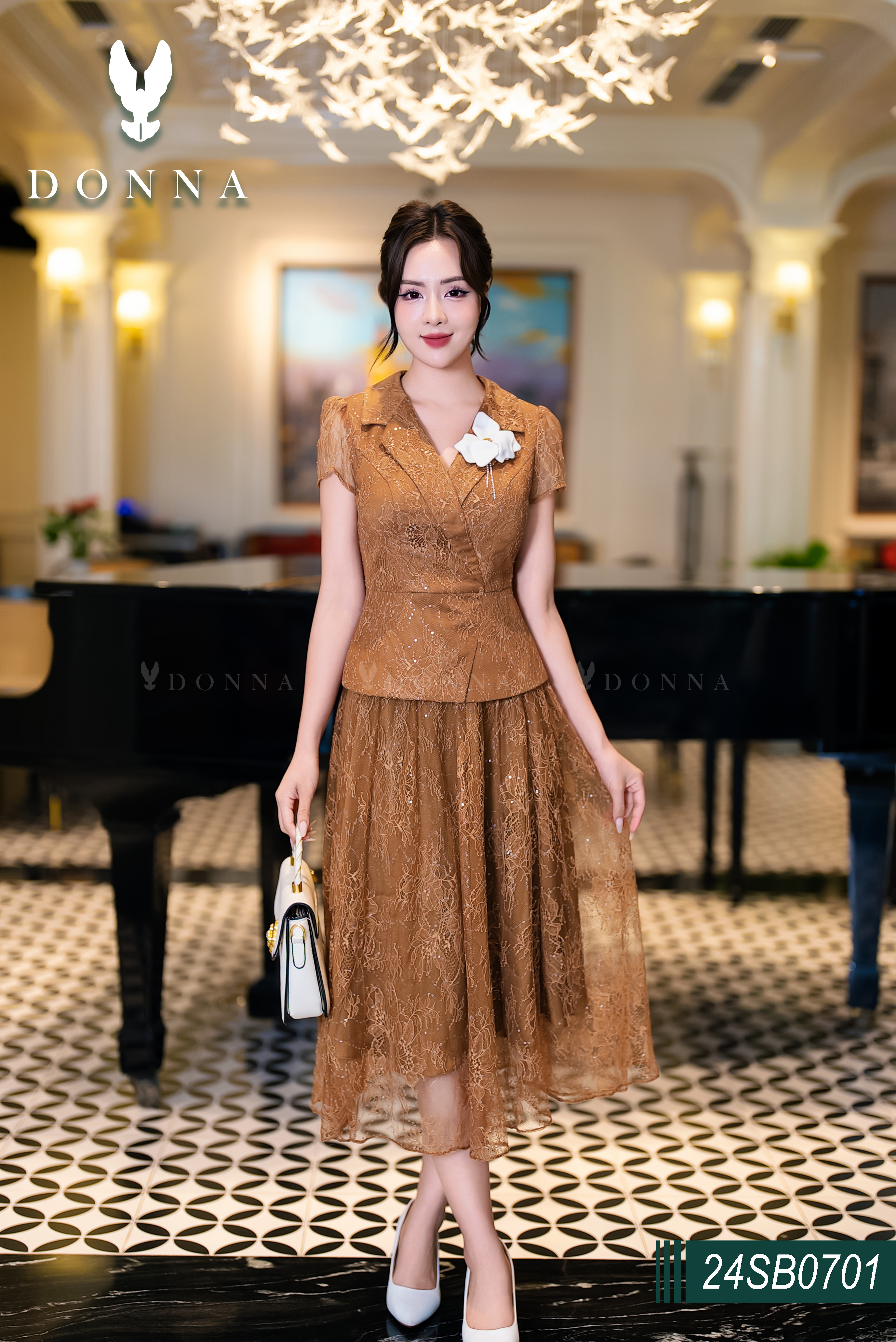 24SB0701 - Set bộ nâu ren kim sa