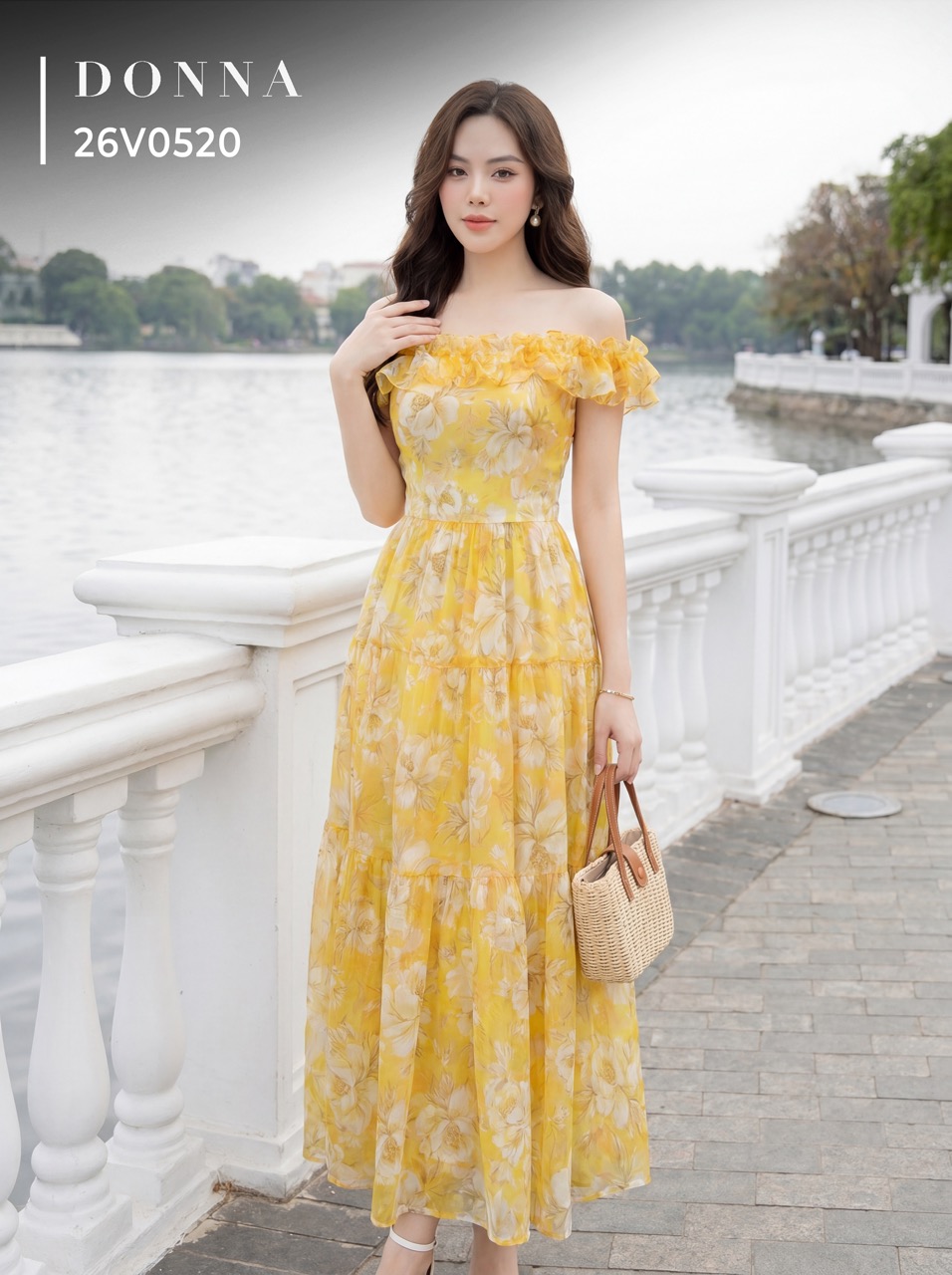 26V0520 - Đầm maxi tơ hoa vàng