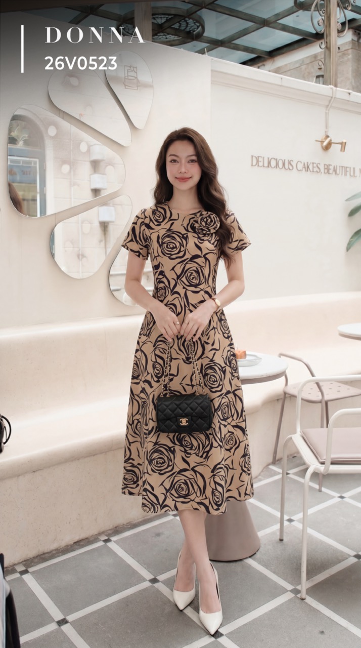 26V0523 - Đầm xoè lụa hoa in