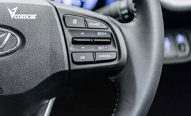 Ảnh 3: Vị trí nút Cruise Control