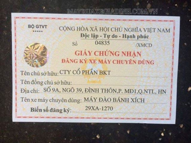 Giấy đăng ký xe chuyên dụng là giấy tờ quan trọng không thể thiếu khi tham gia giao thông ở trên đường