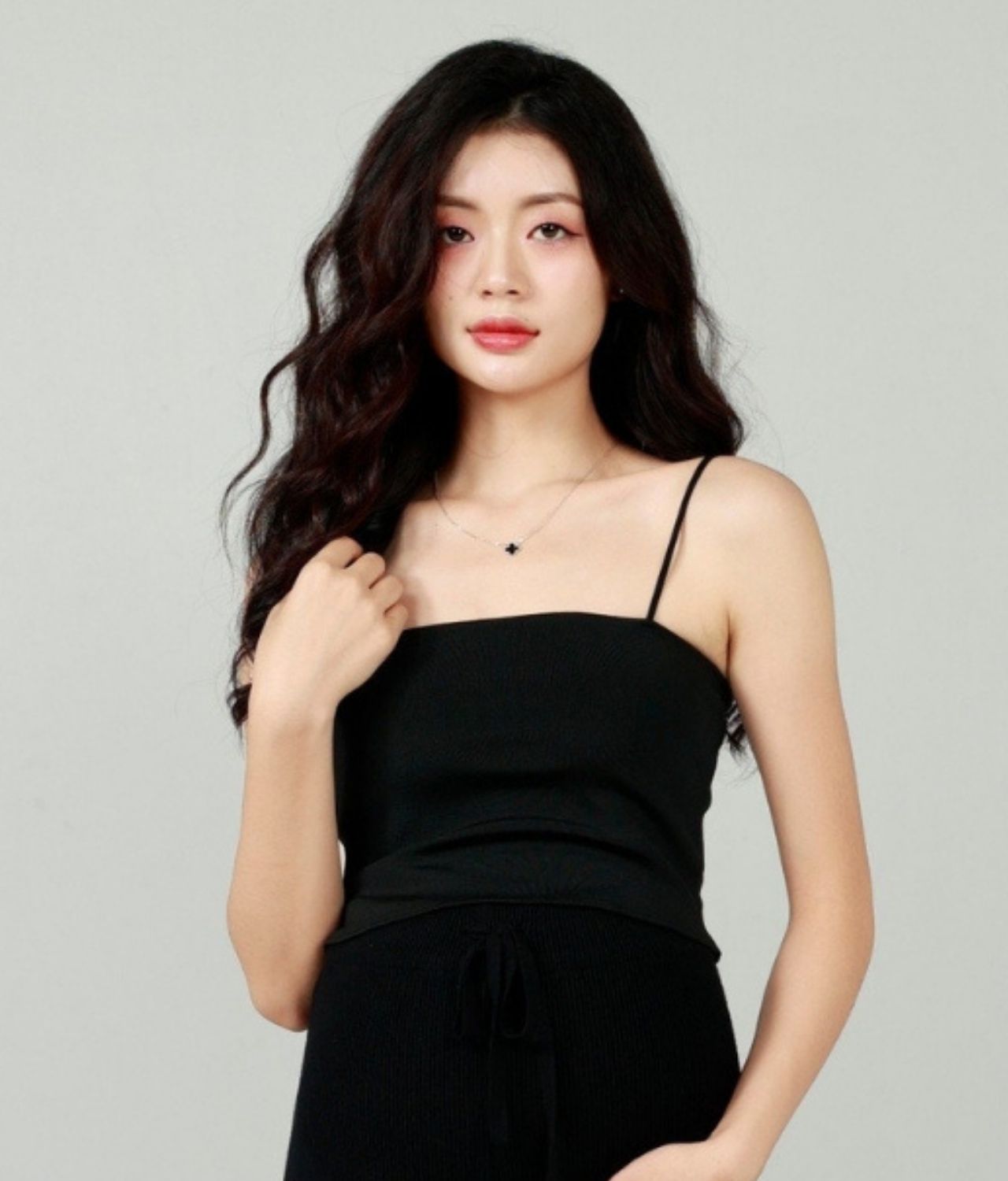 Áo hai dây dệt kim sợi đanh mịn Đông - Xuân Snugg SNU2200