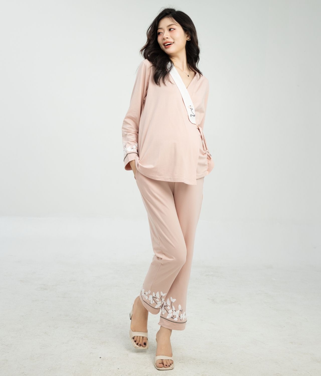 Bộ đồ bầu và sau sinh 4 mùa Kimono Anh Đào chất liệu vicose mềm Snugg - SNU2116