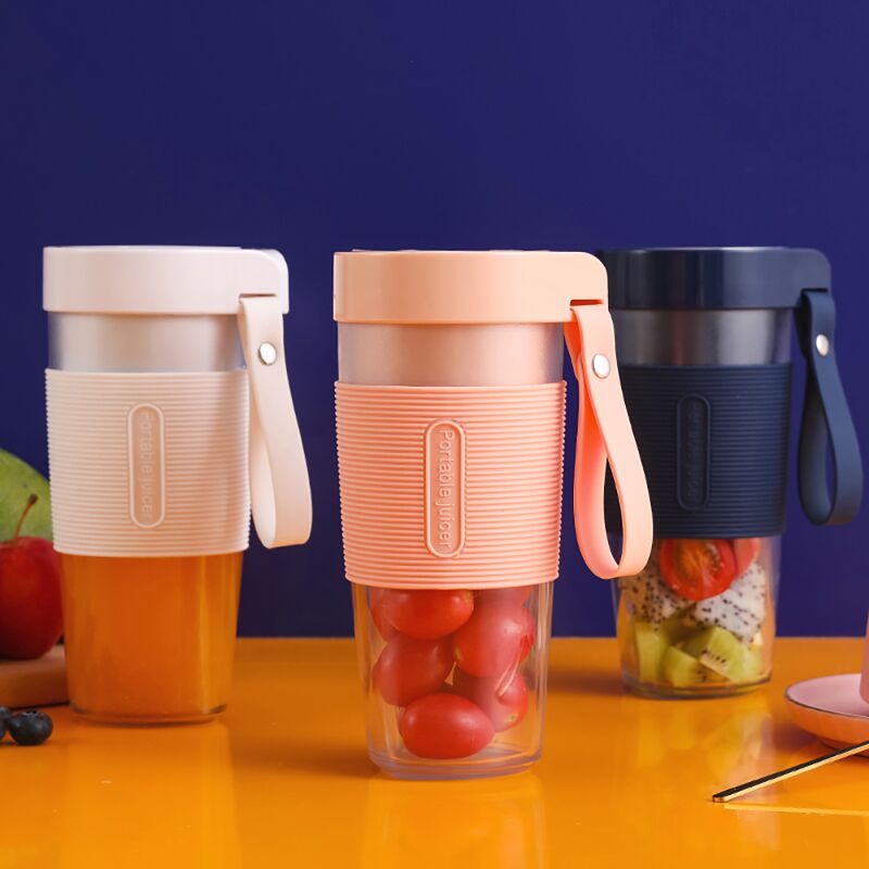 Máy xay sinh tố sạc pin mini không dây cầm tay đa năng dung tích 350ml Portable Juicer TB0303-05 thuận tiện khi mang đi du lịch