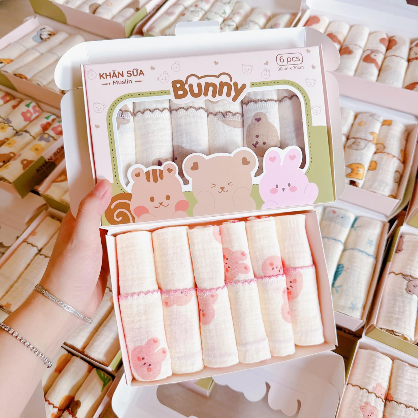 Set 6 khăn sữa vải xô Muslin Bunny 100% Organic 2 lớp dày dặn, thấm hút, kháng khuẩn siêu mềm mịn cho bé sơ sinh