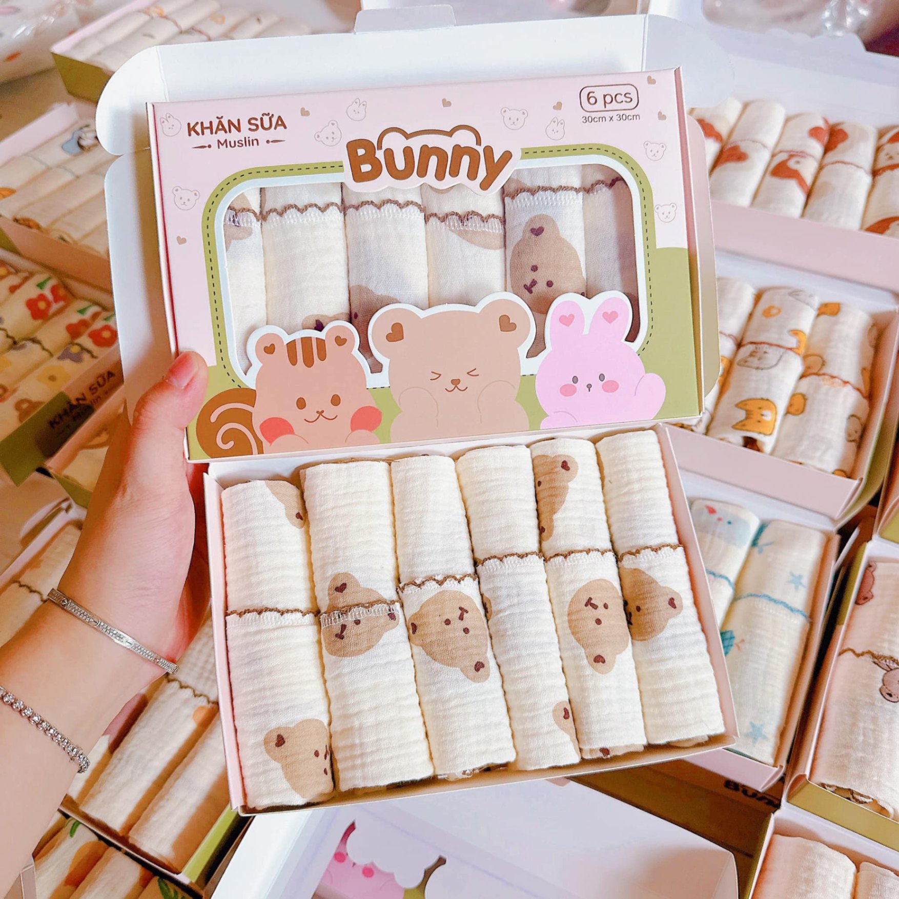 Set 6 khăn sữa vải xô Muslin Bunny 100% Organic 2 lớp dày dặn, thấm hút, kháng khuẩn siêu mềm mịn cho bé sơ sinh