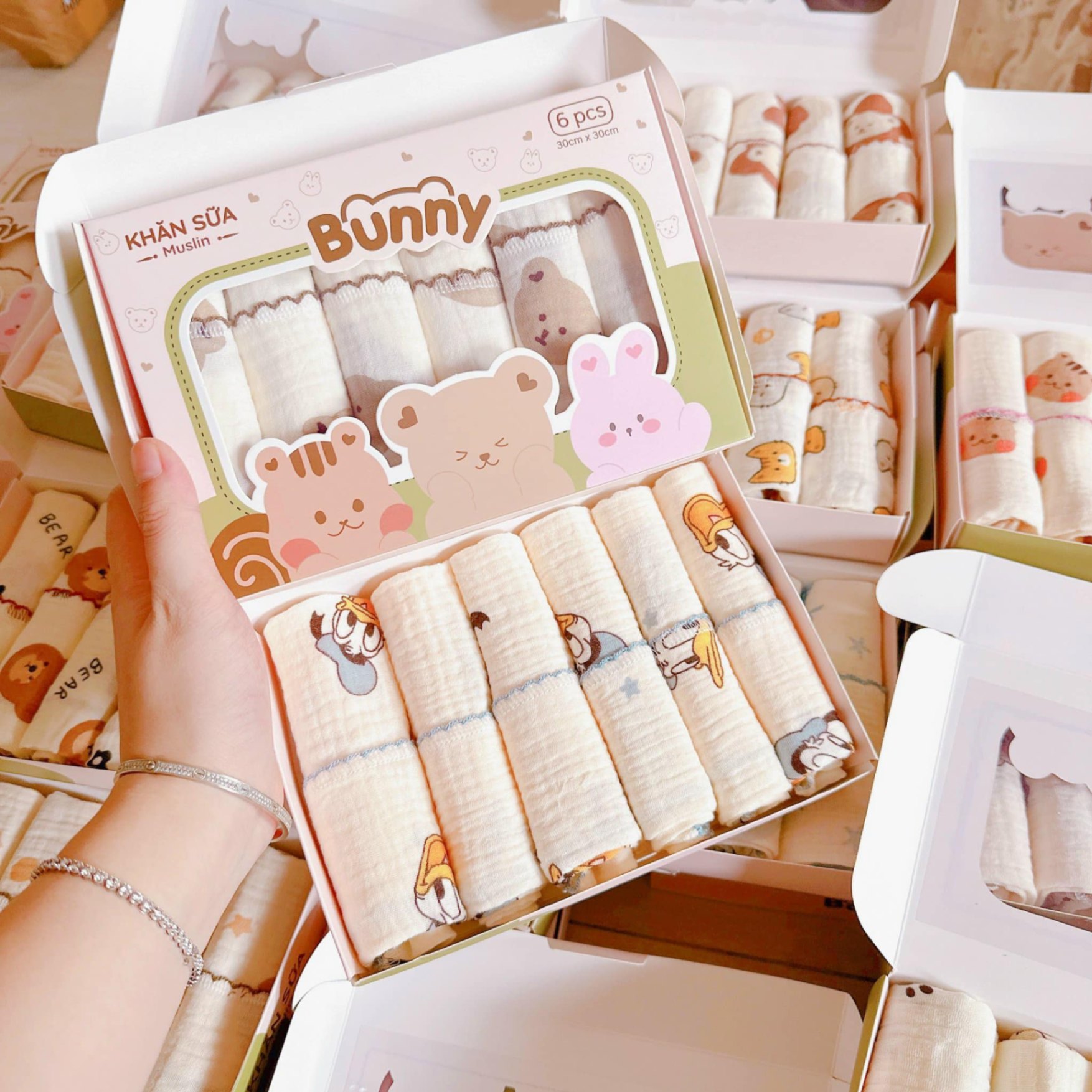 Set 6 khăn sữa vải xô Muslin Bunny 100% Organic 2 lớp dày dặn, thấm hút, kháng khuẩn siêu mềm mịn cho bé sơ sinh