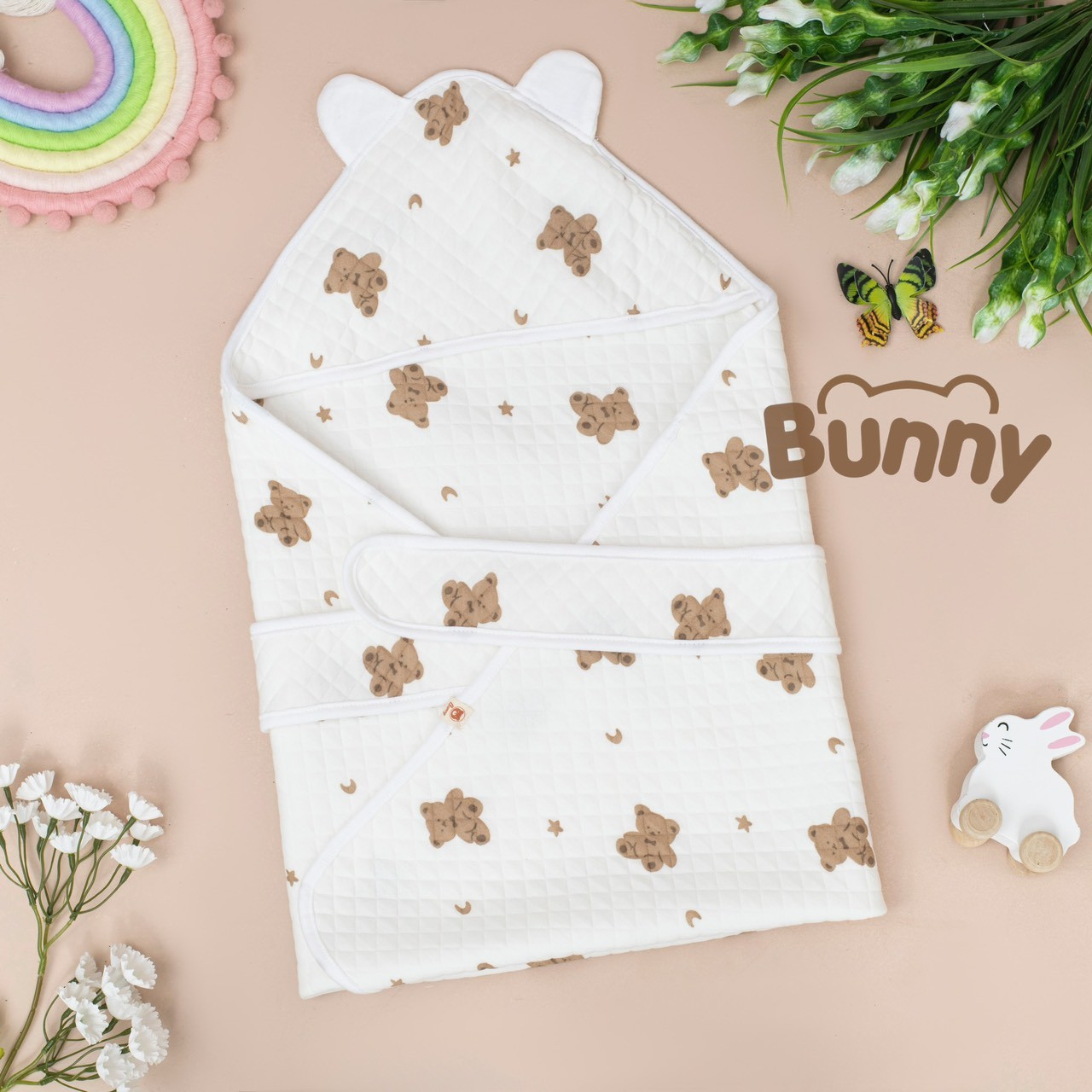 Ủ choàng cho bé sơ sinh Bunny chất vải xốp trần bông, chăn ủ  điều hoà có mũ hình tai gấu kèm đai cho bé kích thước 85x85cm