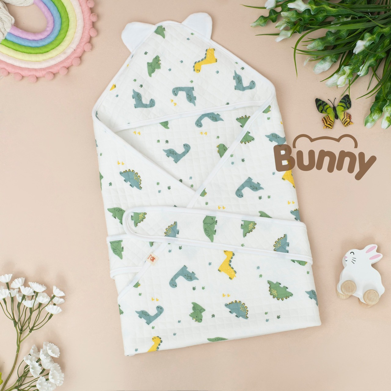 Ủ choàng cho bé sơ sinh Bunny chất vải xốp trần bông, chăn ủ  điều hoà có mũ hình tai gấu kèm đai cho bé kích thước 85x85cm