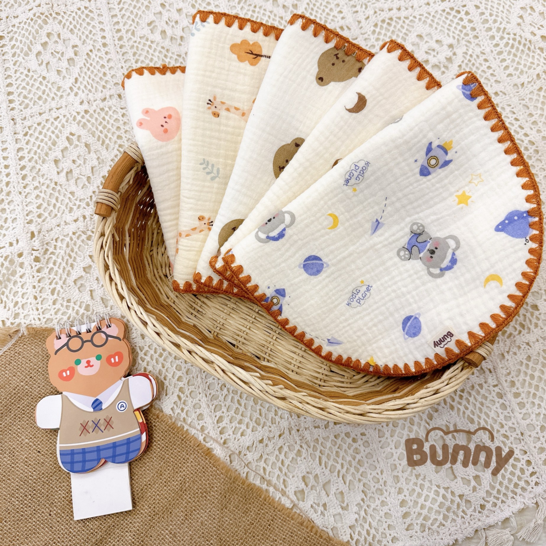 Gối xô lót đầu cho bé sơ sinh Bunny vải Muslin sợi tre 10 lớp mềm mại thấm hút mồ hôi kích thước 25x40cm