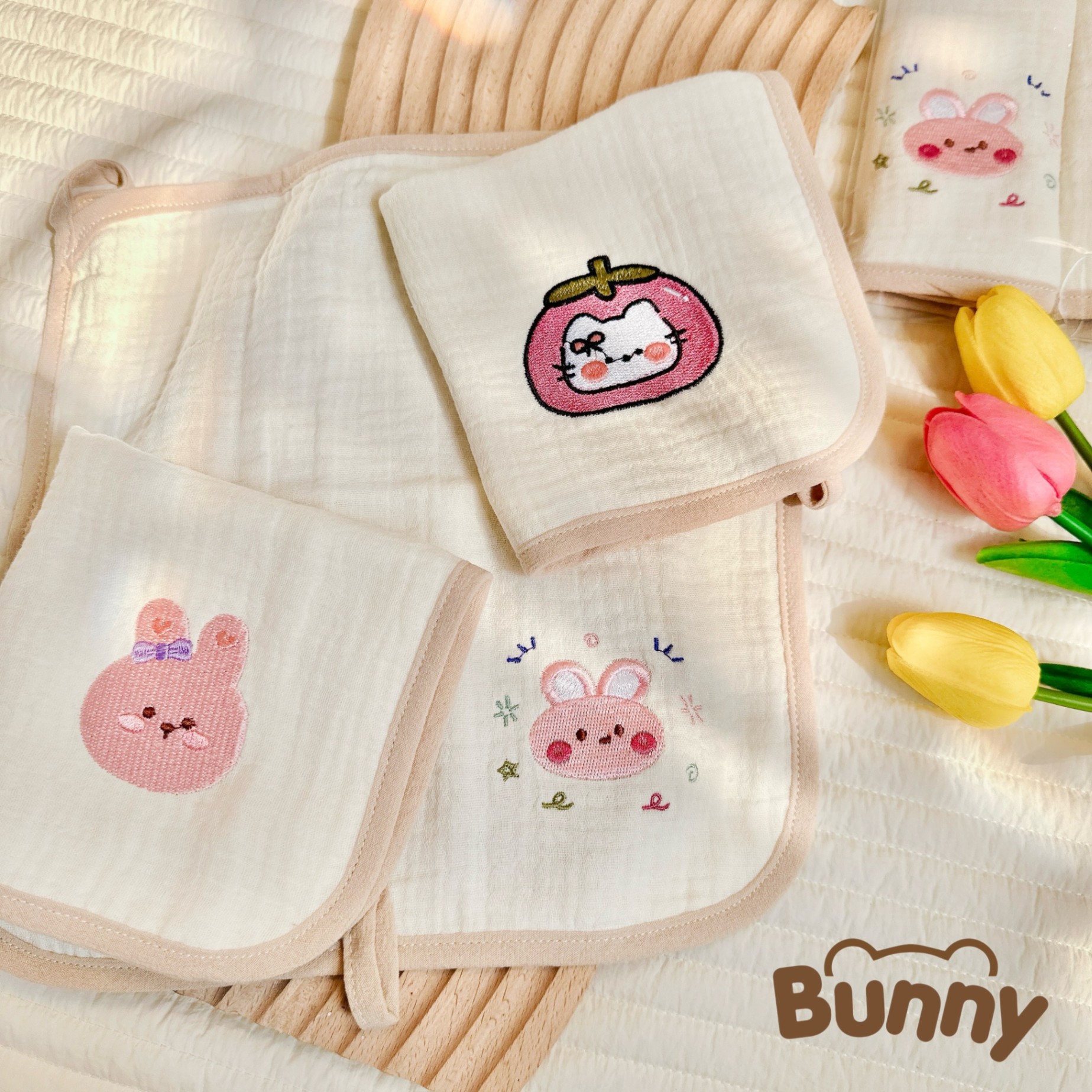 Set 3 khăn mặt cho bé Bunny vải xô Muslin Organic 4 lớp thêu hình siêu xinh cho bé trai bé gái phong cách Hàn siêu thấm, mềm mại kích thước 27x27cm