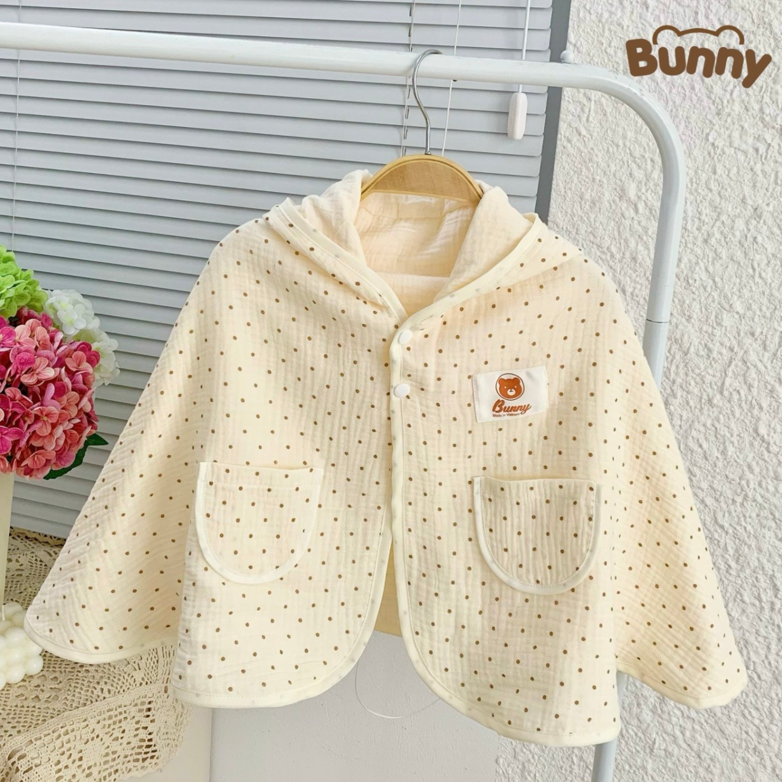 Áo choàng cho bé Bunny xô Muslin tai gấu chống nắng có mũ, tránh gió cho bé có lớp lót trong mặc được 2 mặt cho bé đến 3 tuổi