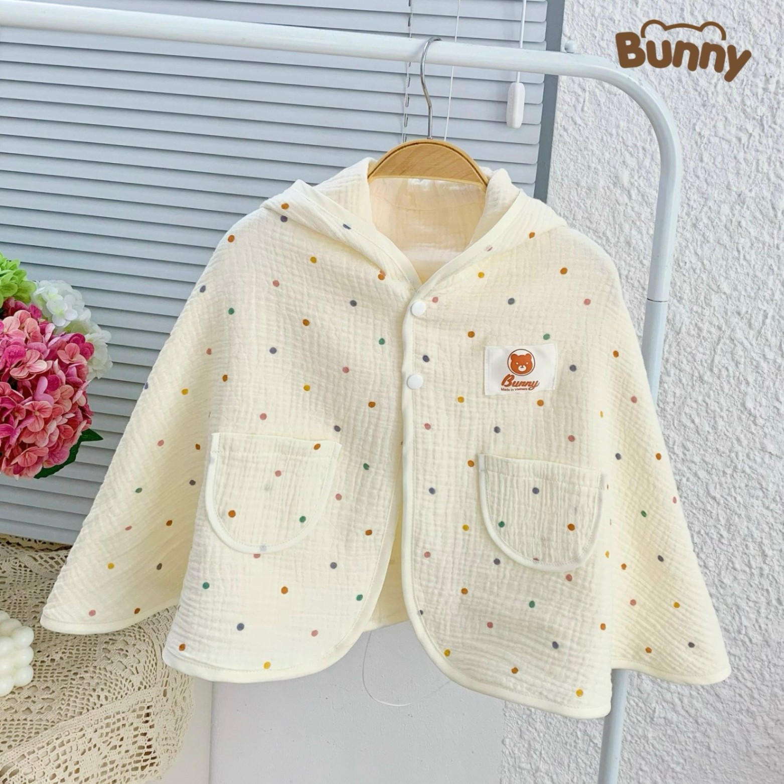 Áo choàng cho bé Bunny xô Muslin tai gấu chống nắng có mũ, tránh gió cho bé có lớp lót trong mặc được 2 mặt cho bé đến 3 tuổi