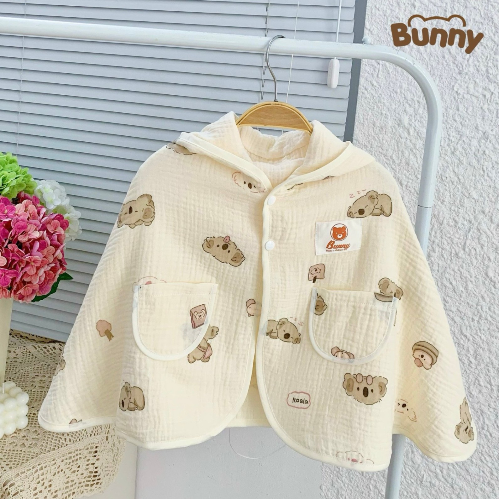 Áo choàng cho bé Bunny xô Muslin tai gấu chống nắng có mũ, tránh gió cho bé có lớp lót trong mặc được 2 mặt cho bé đến 3 tuổi