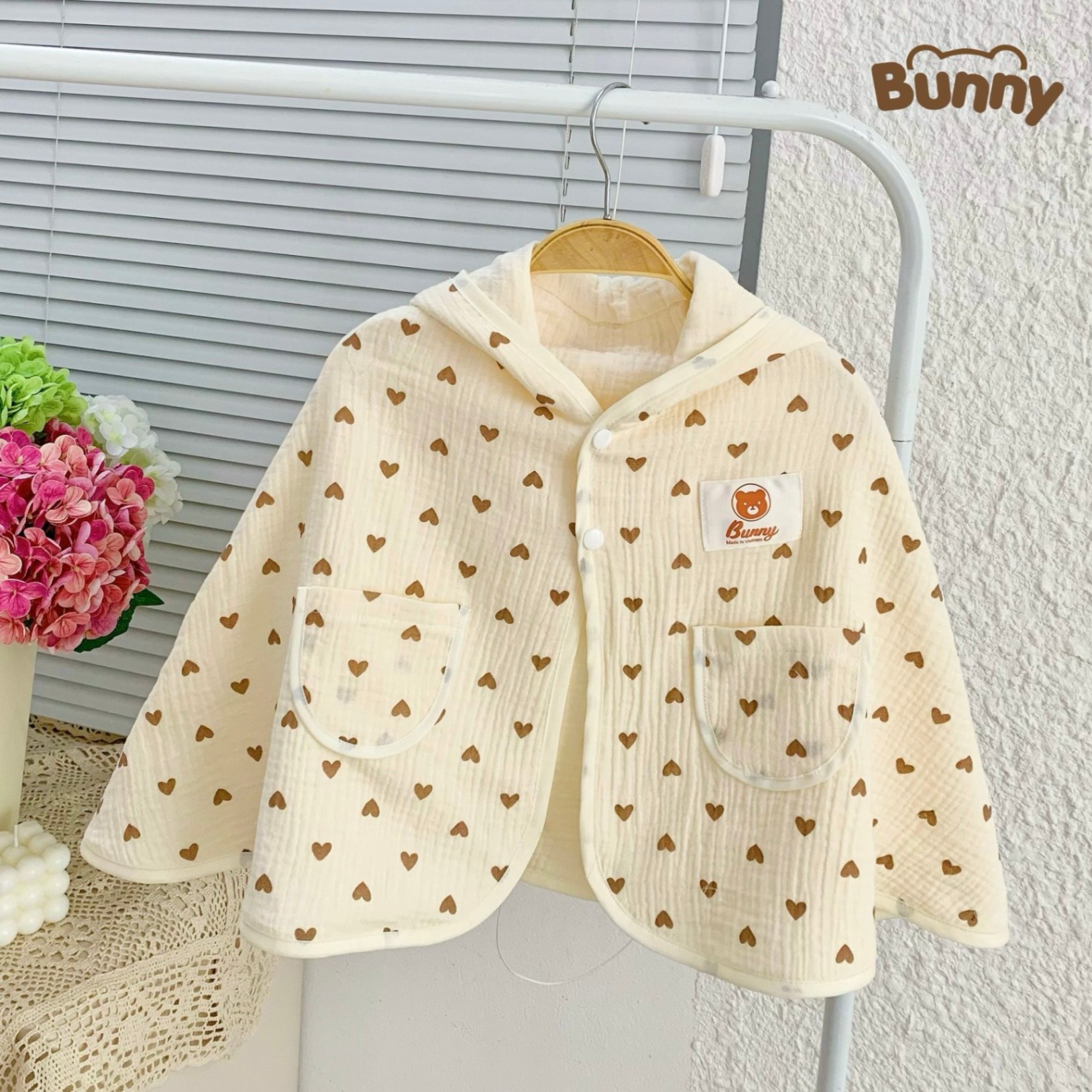 Áo choàng cho bé Bunny xô Muslin tai gấu chống nắng có mũ, tránh gió cho bé có lớp lót trong mặc được 2 mặt cho bé đến 3 tuổi