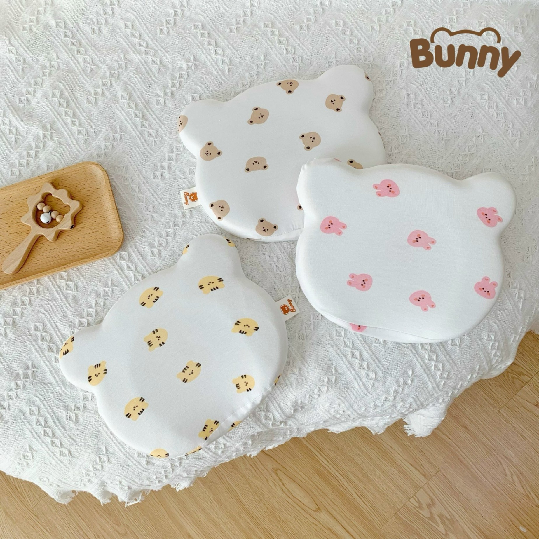 Gối lõm chống bẹp đầu cho bé sơ sinh hình tai gấu Bunny vải Petit kết hợp lõi cao su non nguyên khối mềm mại thoáng mát