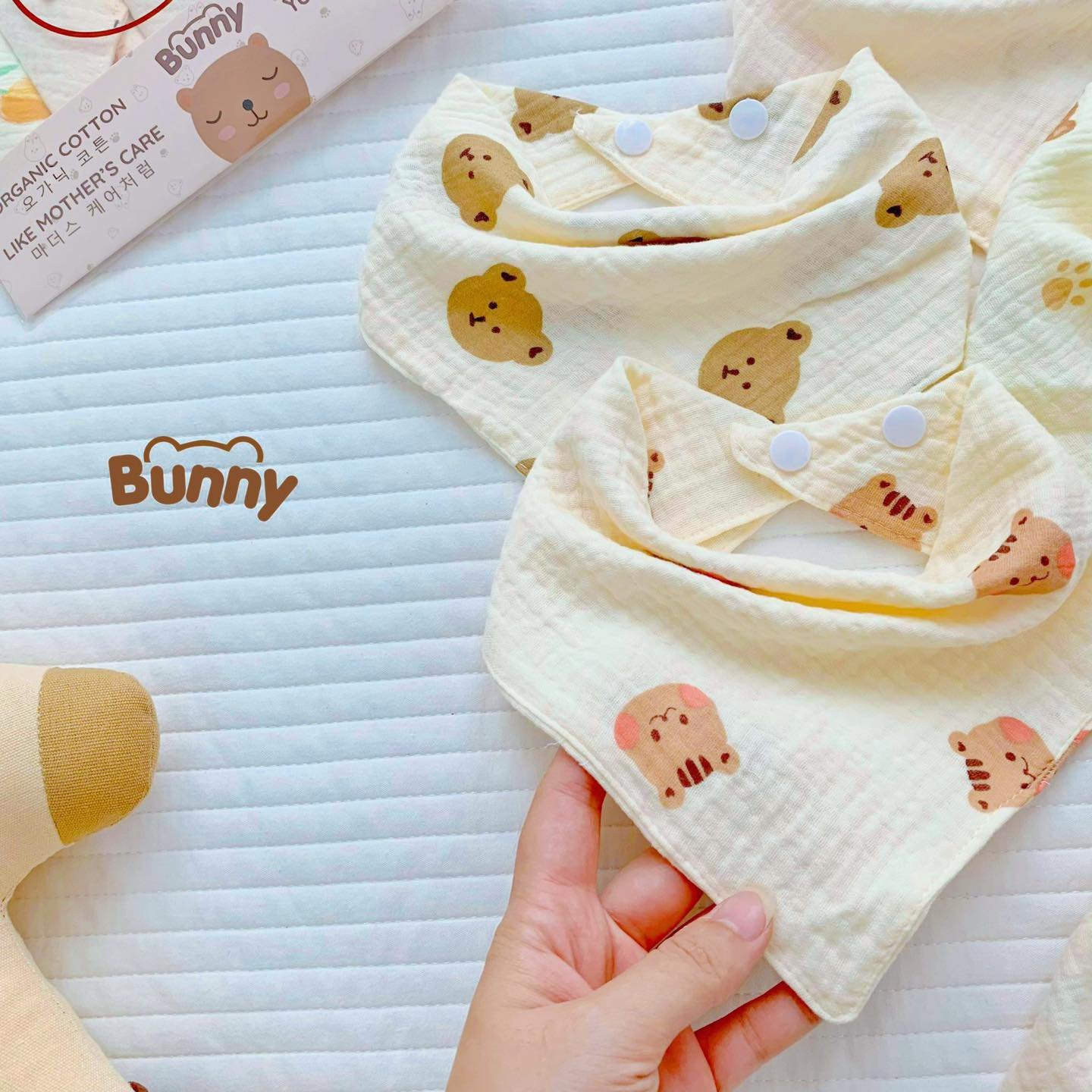 Set 5 yếm tam giác cho bé, khăn quàng cổ 100% Muslin mềm mại an toàn cho bé trai bé gái hoạ tiết xinh