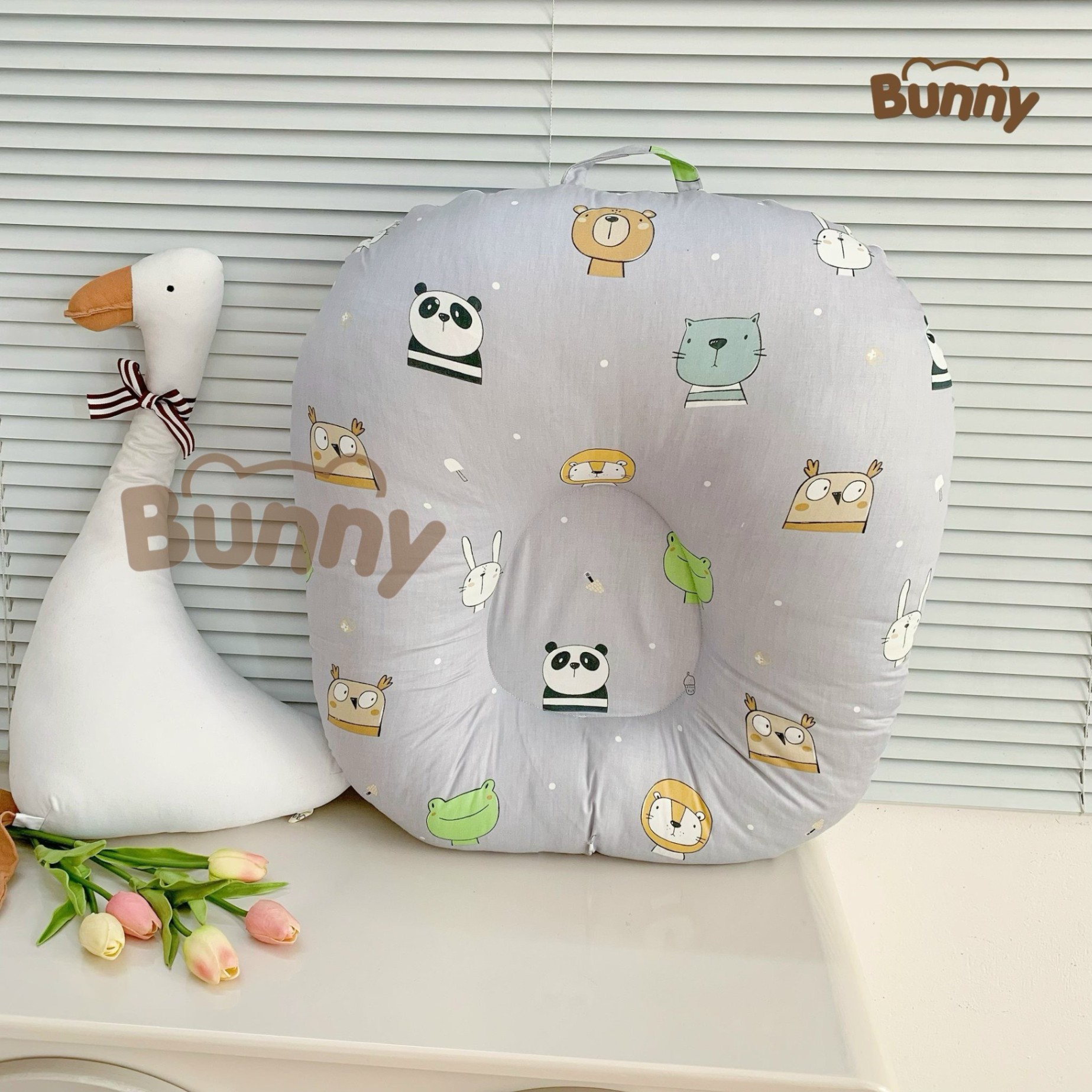 Gối chống trào ngược cho bé Bunny cao cấp vải Cotton Hàn chống nôn trớ an toàn cho bé kích thước 70x70x20cm