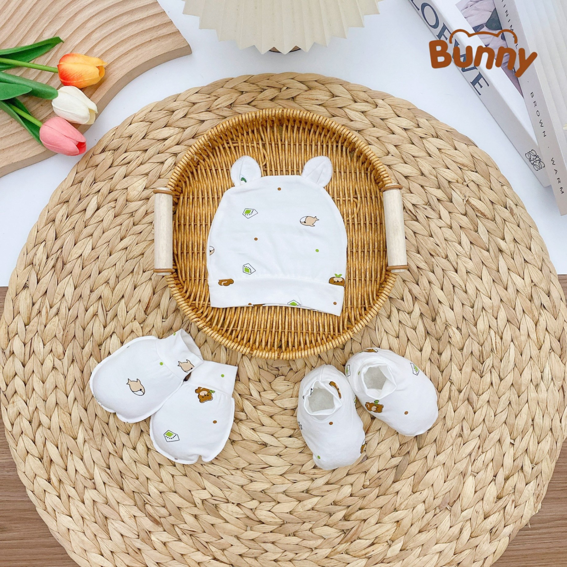 Set mũ bao tay bao chân cho bé sơ sinh Bunny hình in style Hàn, tông trắng vải Petit mềm mại mát mẻ cho bé yêu