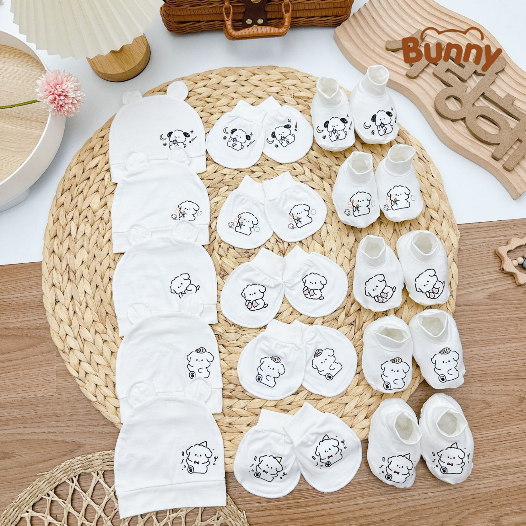 Set mũ bao tay bao chân cho bé sơ sinh Bunny hình cún vải Petit cao cấp mềm mại thoáng mát phù hợp cho làn da nhạy cảm của bé yêu