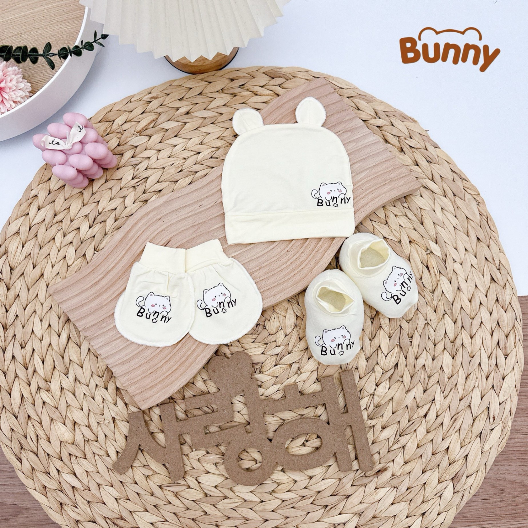 Set mũ bao tay bao chân cho bé sơ sinh Bunny in hình tông màu pastel vải Petit mềm mại mát mẻ cho bé hoạ tiết dễ thương