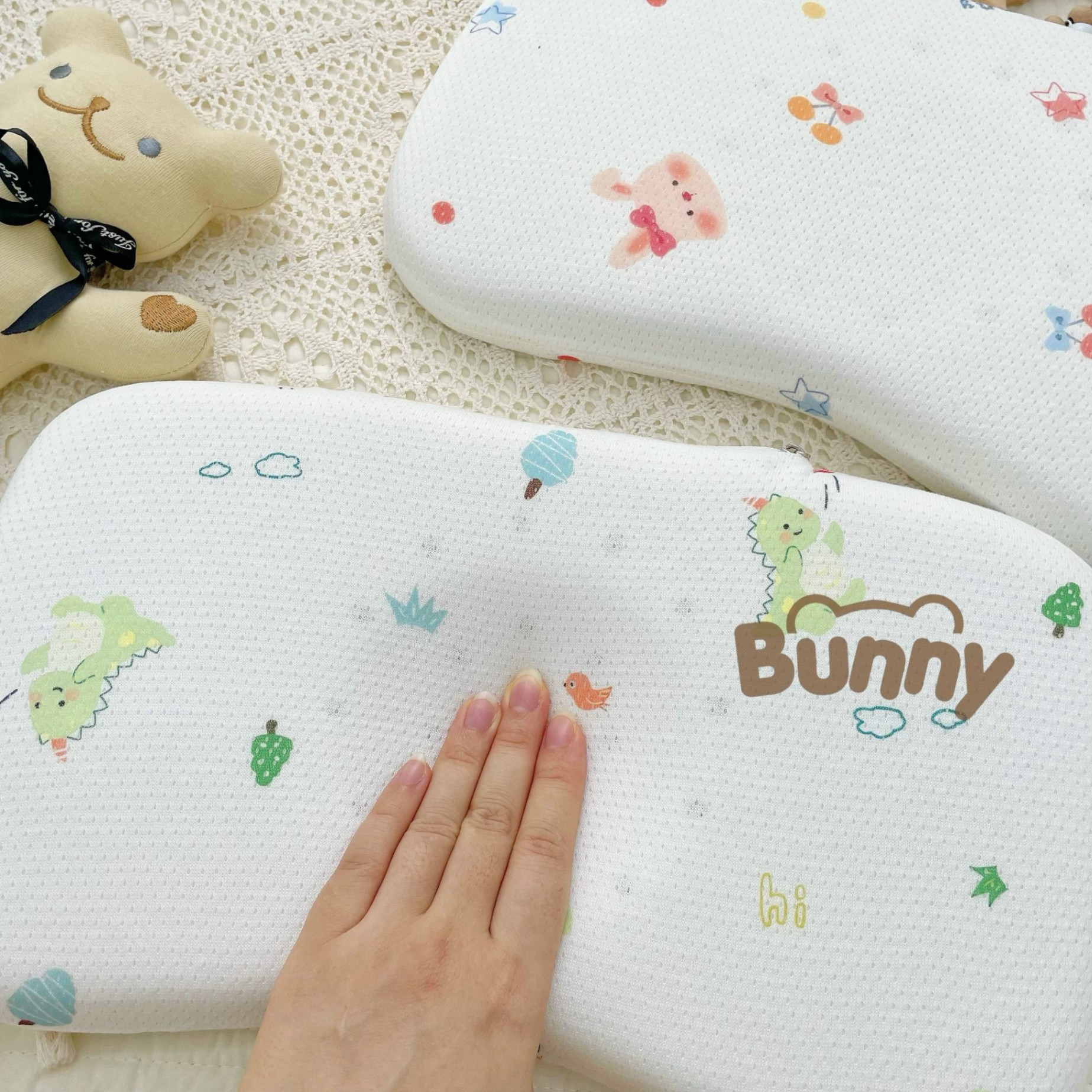 Gối cao su non cho bé sơ sinh chống bẹp đầu Bunny vải thở 100% cotton co giãn 4 chiều thông hơi êm mềm dễ chịu thấm hút tốt thoáng mát