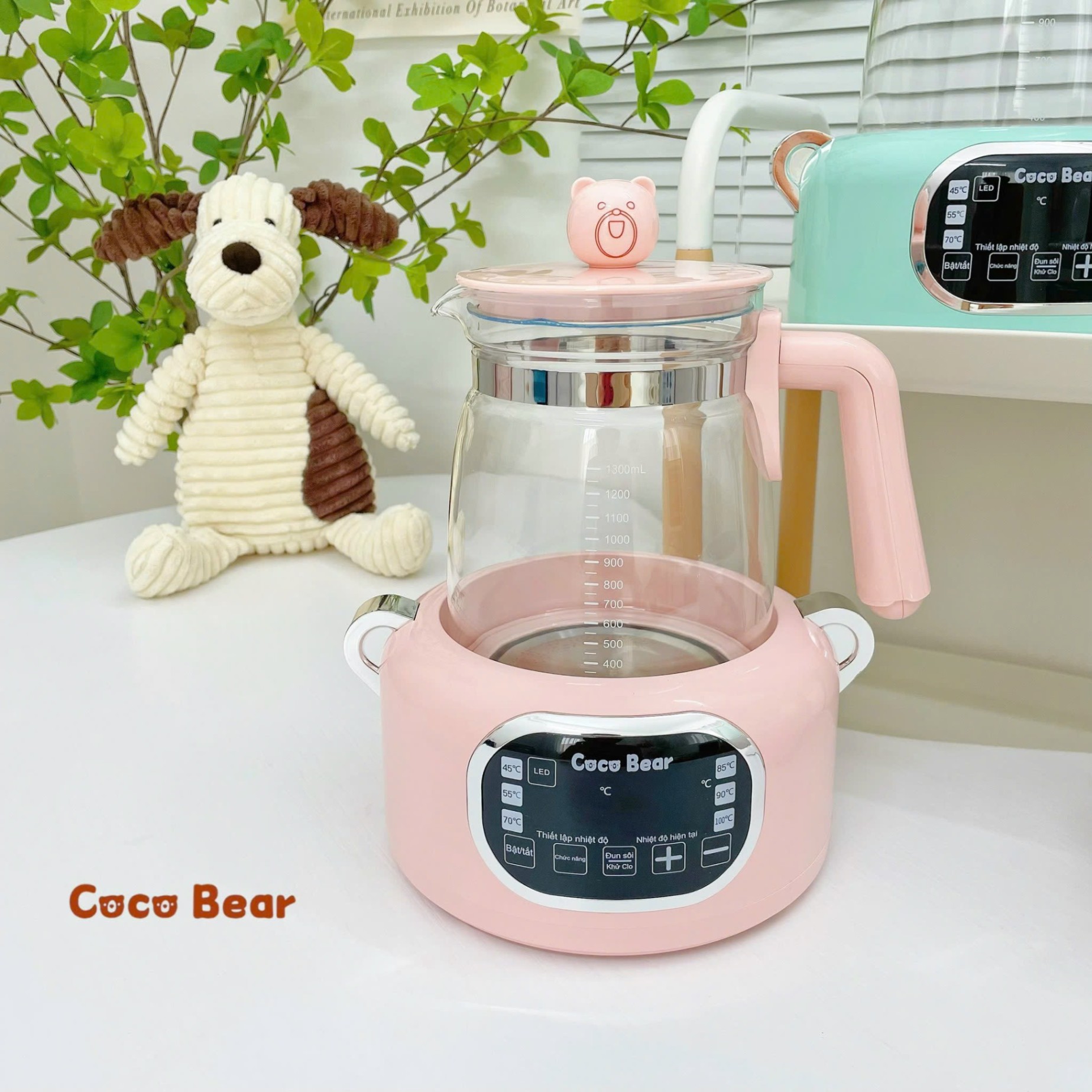 Máy đun nước pha sữa cho bé Coco Bear có remote điều khiển từ xa, giữ nhiệt đến 72 giờ, dung tích 1300ml, khử clo, tích hợp đèn led sử dụng ban đêm