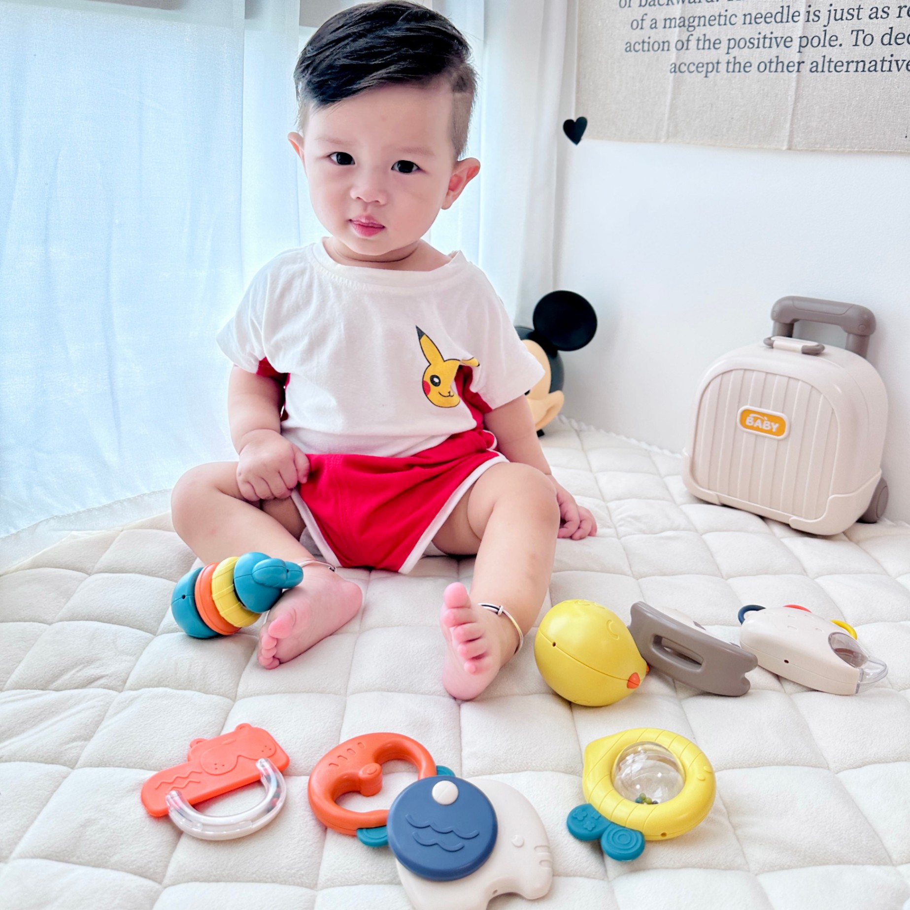 Bộ đồ chơi xúc xắc gặm nướu cho bé 10 chi tiết BABY hộp đựng vali kéo dễ thương cao cấp, có thể tiệt trùng