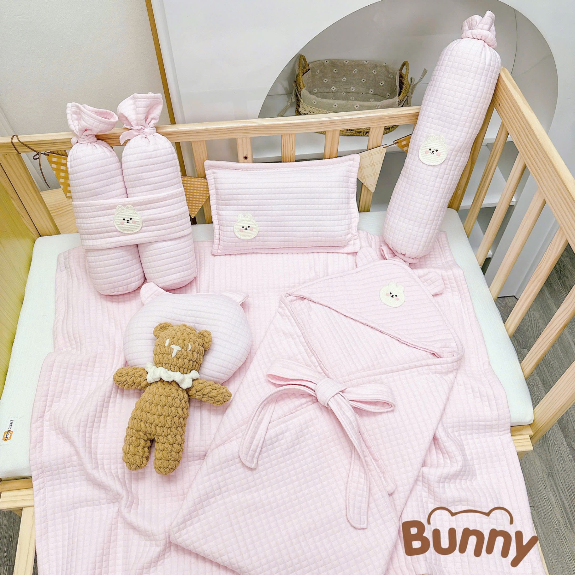 Combo sơ sinh 6 món vải cotton trần bông Bunny gồm ủ choàng, gối ngủ, gối lõm chống méo đầu, gối chặn, gối ôm kẹo ngọt, chăn đắp trần bông phong cách Hàn quốc cho bé