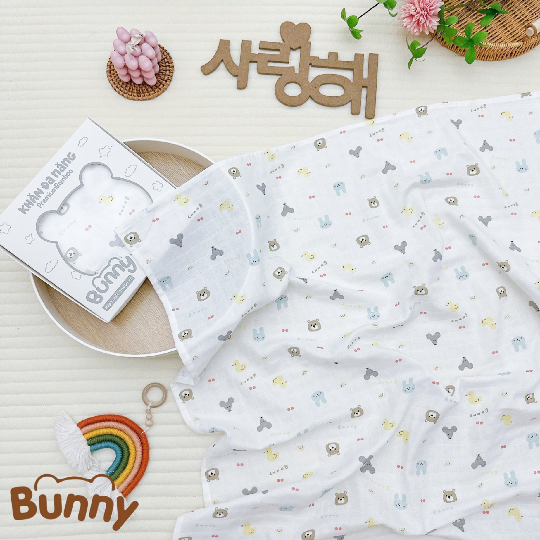 Khăn sợi tre cho bé yêu Bunny Premium Bamboo mềm mại đa năng làm khăn tắm, chăn đắp mùa hè, khăn ủ, khăn chùm xe đẩy kích thước 90x100cm