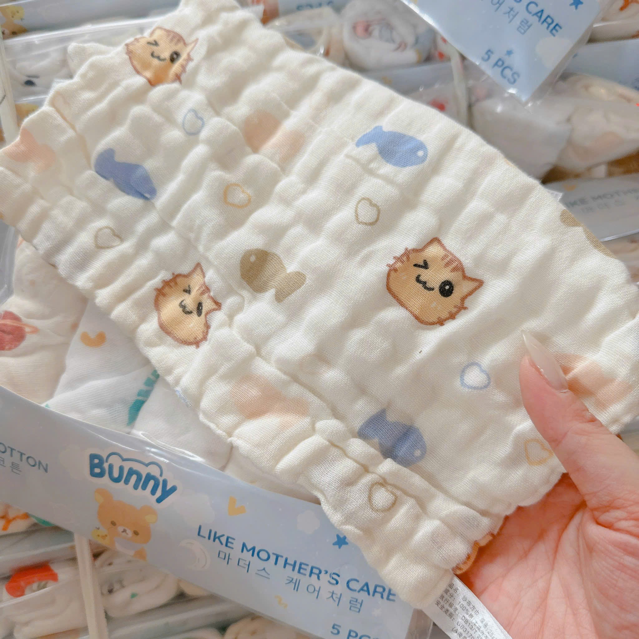 Set 5 khăn sữa Bunny xô nhăn 6 lớp Cotton Organic in hoạ tiết dùng cho trẻ sơ sinh, trẻ nhỏ siêu mềm, thấm hút kích thước 30x30cm