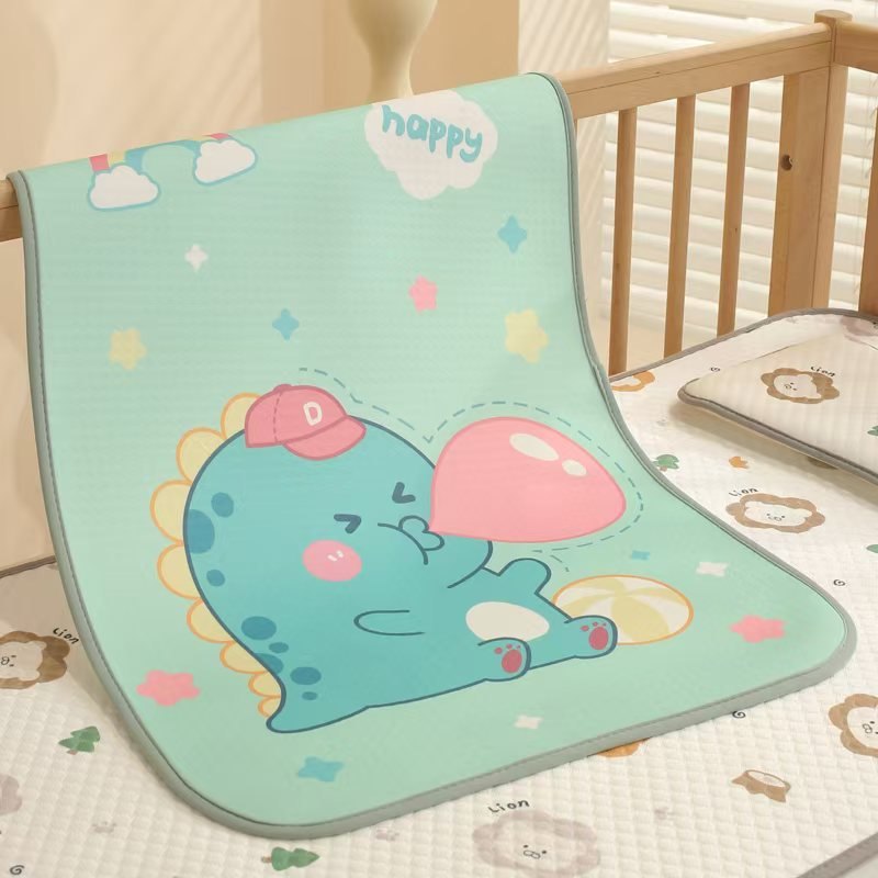 Tấm lót chống thấm cho bé sơ sinh KidsWorld họa tiết hình thú cotton mềm mại thấm hút tốt thoáng khí 50x70cm