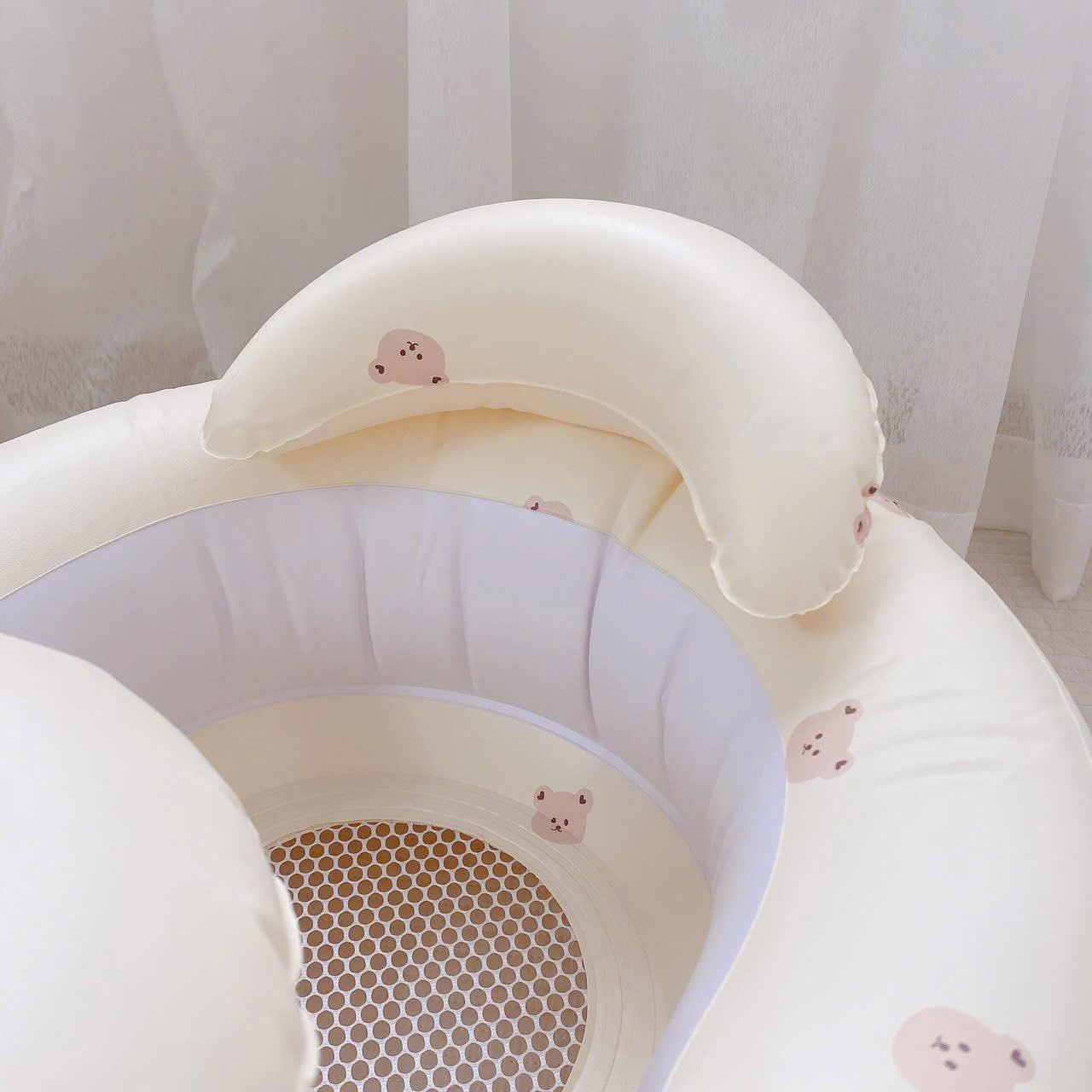 Ghế hơi tập ngồi cho bé có khay KidsWorld ghế ngồi ăn dặm bơm hơi tự động chống ngã cao cấp thiết kế chống ngả về phía trước