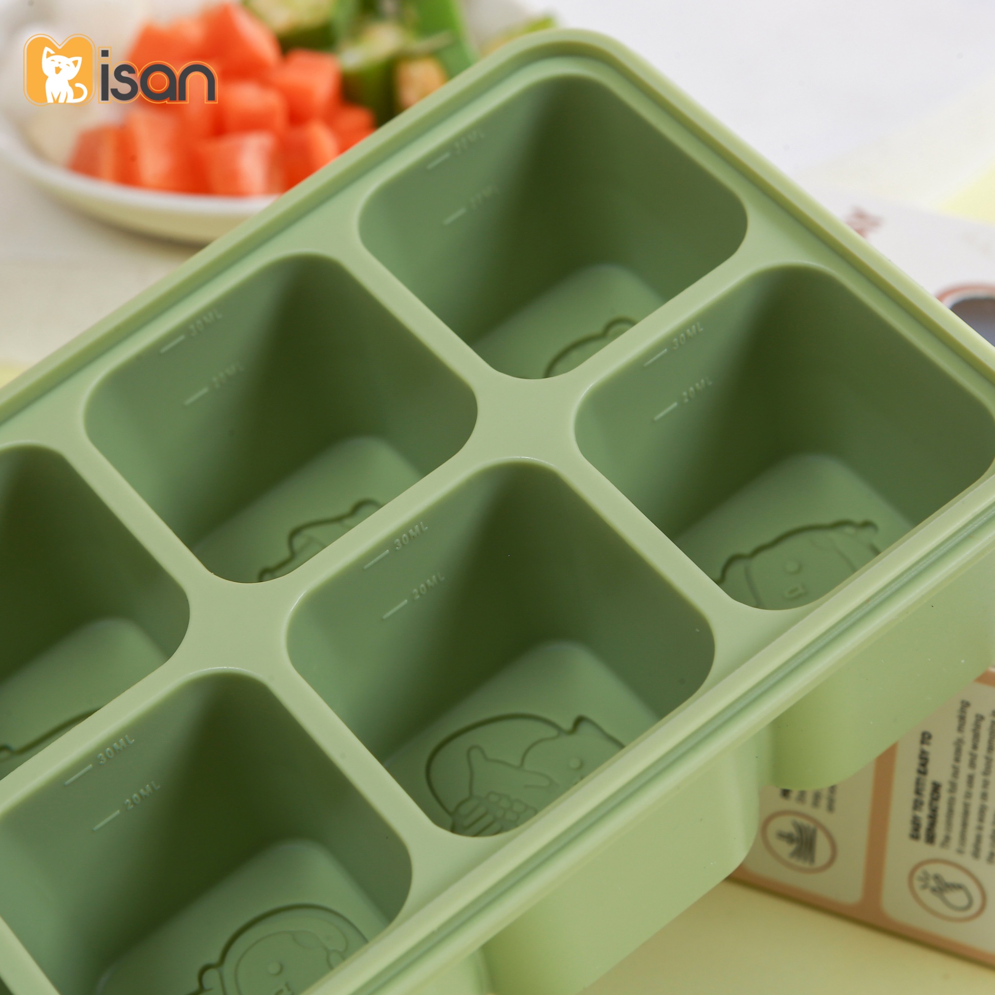 Khay trữ đông đồ ăn dặm silicon Misan Cube 8 ô cho bé có nắp đậy, Hộp trữ đông đồ ăn dặm silicon Misan có vạch chia ml