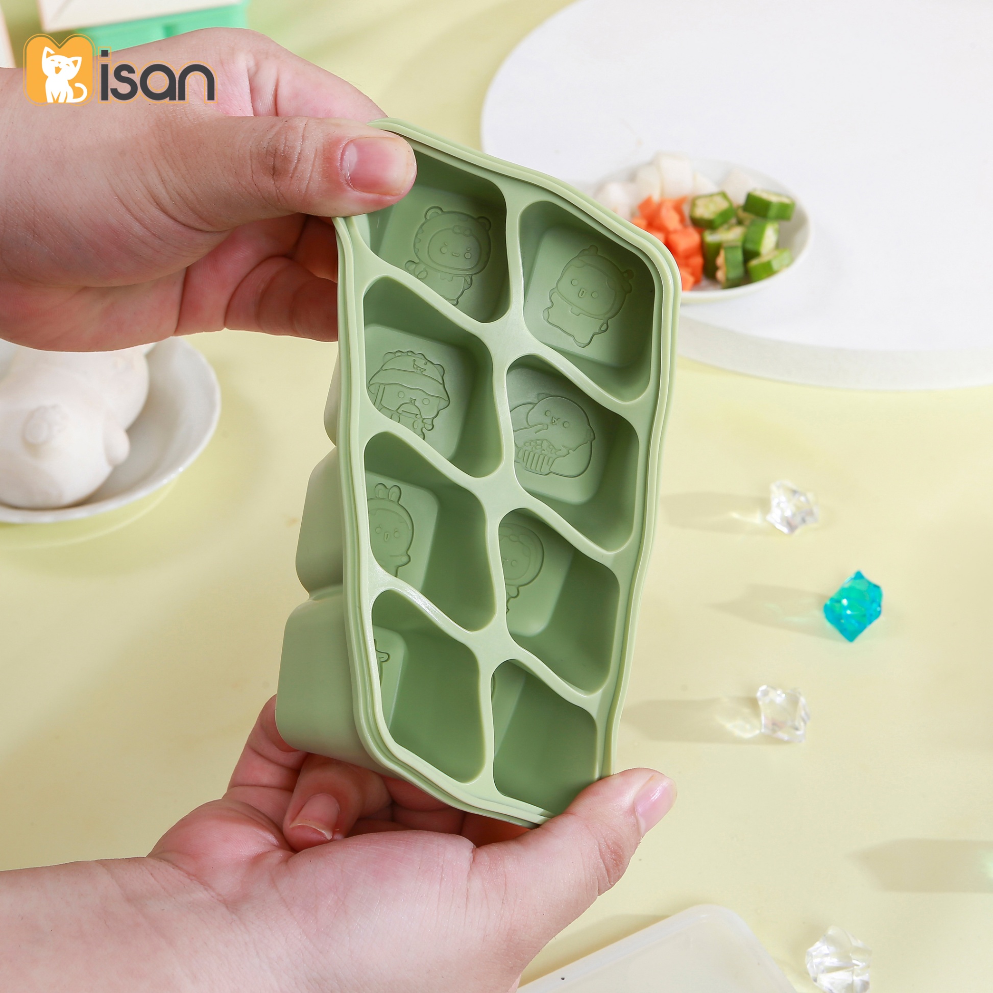 Khay trữ đông đồ ăn dặm silicon Misan Cube 8 ô cho bé có nắp đậy, Hộp trữ đông đồ ăn dặm silicon Misan có vạch chia ml
