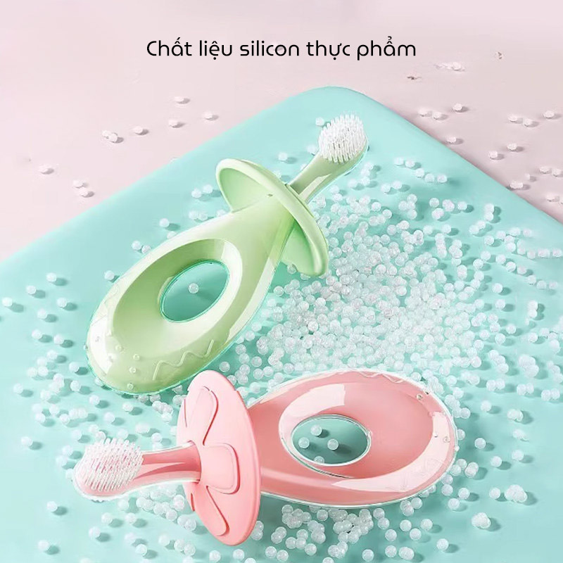 Bàn chải đánh răng kết hợp gặm nướu 2in1 chất liệu silicon thực phẩm mềm mại với vòng chắn hình hoa ngăn không cho bé thọc sâu