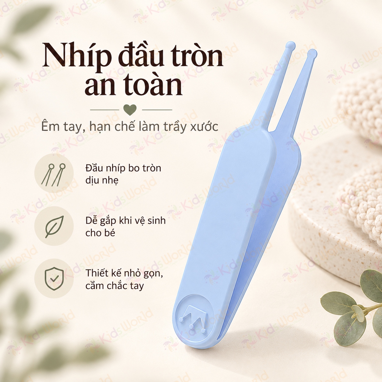 Bộ chăm sóc bấm móng tay móng chân cho bé 6 chi tiết hình sư tử kéo an toàn dũa móng nhíp que lấy ráy tai có đèn hộp đựng gọn sạch