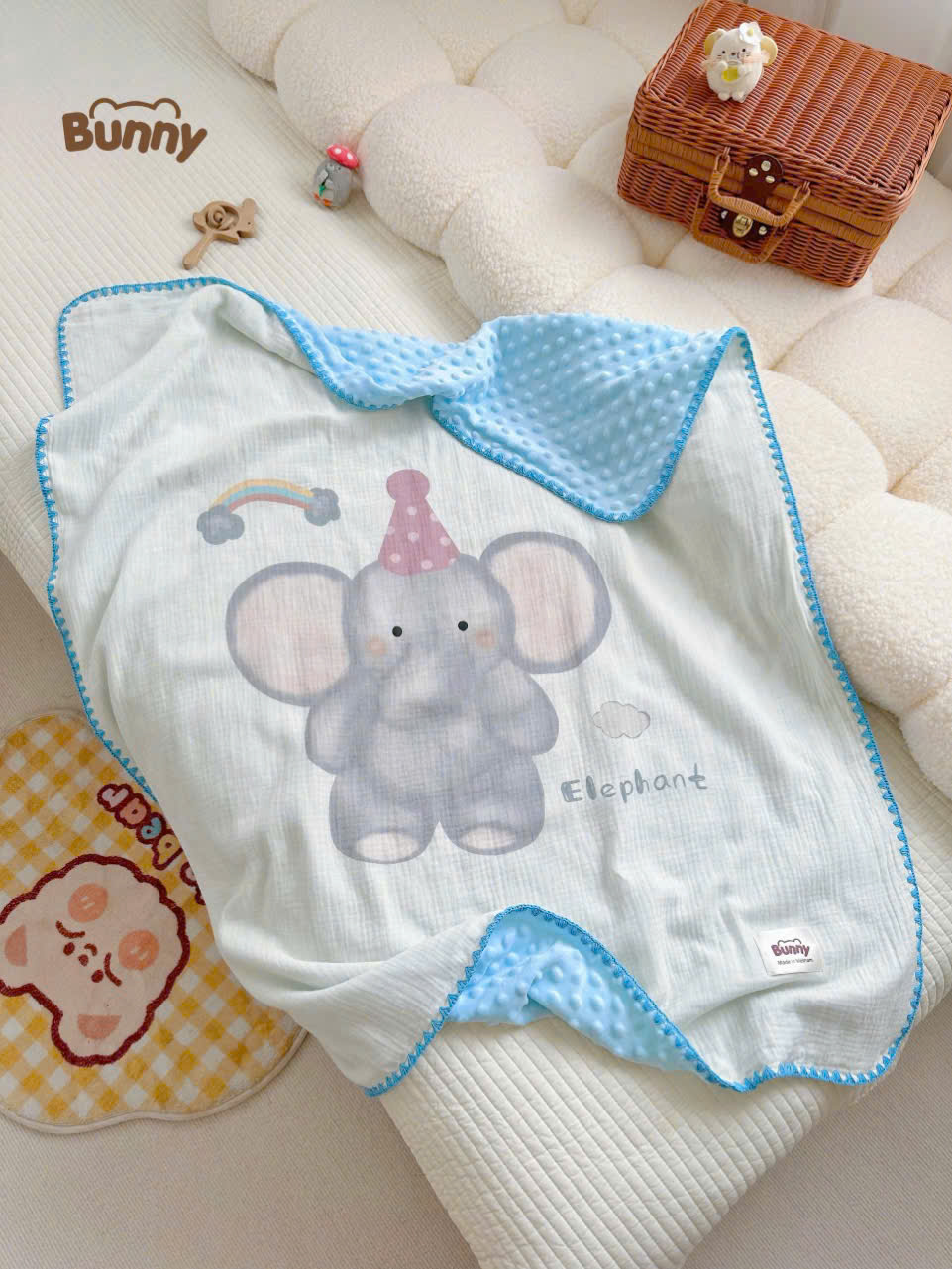 Chăn cho bé họa tiết hoạt hình siêu cute Bunny 2 lớp muslin cotton thoáng mát, nhung mềm mịn giữ ấm màu pastel nhẹ nhàng tạo cảm giác êm dịu, giúp bé dễ vào giấc ngủ