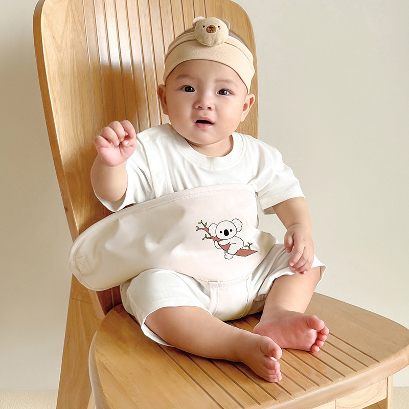 Đai ngồi ghế ăn cho bé ăn dặm an toàn đa năng vải mềm thoáng khí thiết kế chống thấm nước có nút điều chỉnh độ rộng