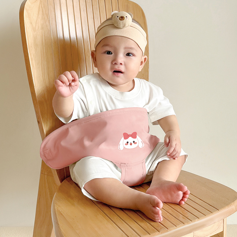 Đai ngồi ghế ăn cho bé ăn dặm an toàn đa năng vải mềm thoáng khí thiết kế chống thấm nước có nút điều chỉnh độ rộng