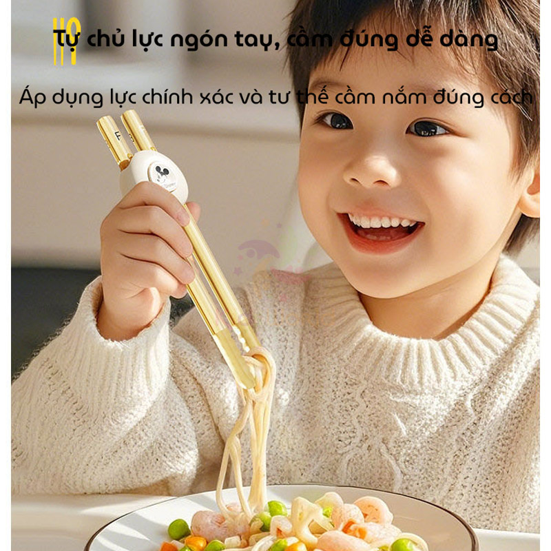 Đũa tập gắp cho bé tập ăn Disney Mickey chất liệu PPSU cao cấp, thiết kế 3 nấc thông minh đầu đũa chống trượt
