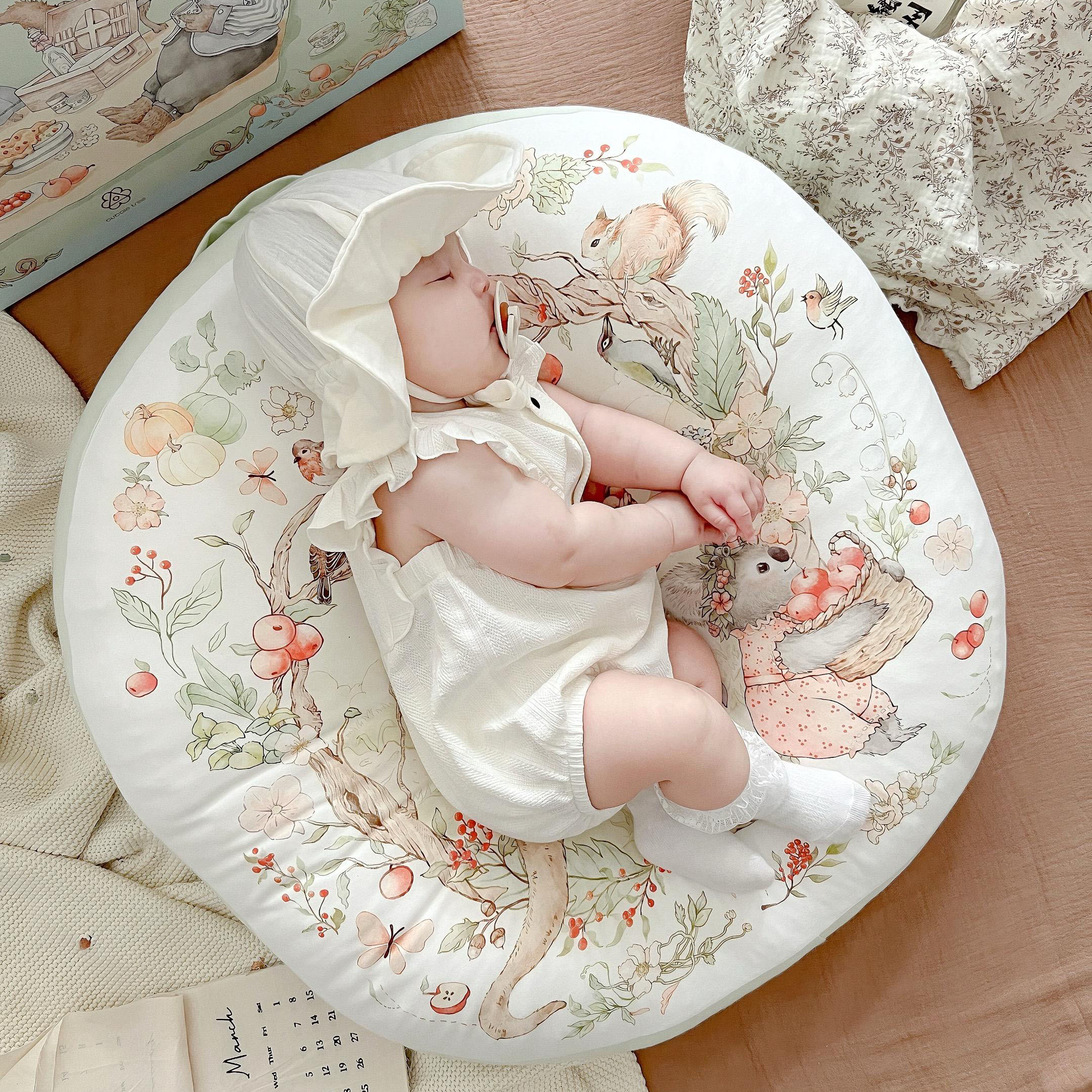Gối chống trào ngược cho bé Bunny hoạ tiết cố tích vải Cotton, Airmesh mềm mịn thoáng khí, chống hầm bí giúp bé giảm trào ngược, ngủ êm, ngủ sâu hơn