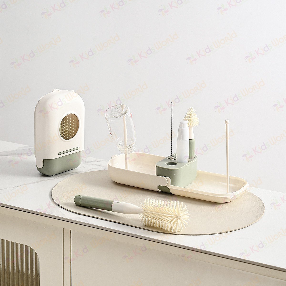 Hộp cọ rửa vệ sinh bình sữa cao cấp KidsWorld hình tàu vũ trụ 6 chi tiết chất liệu silicon mềm mại