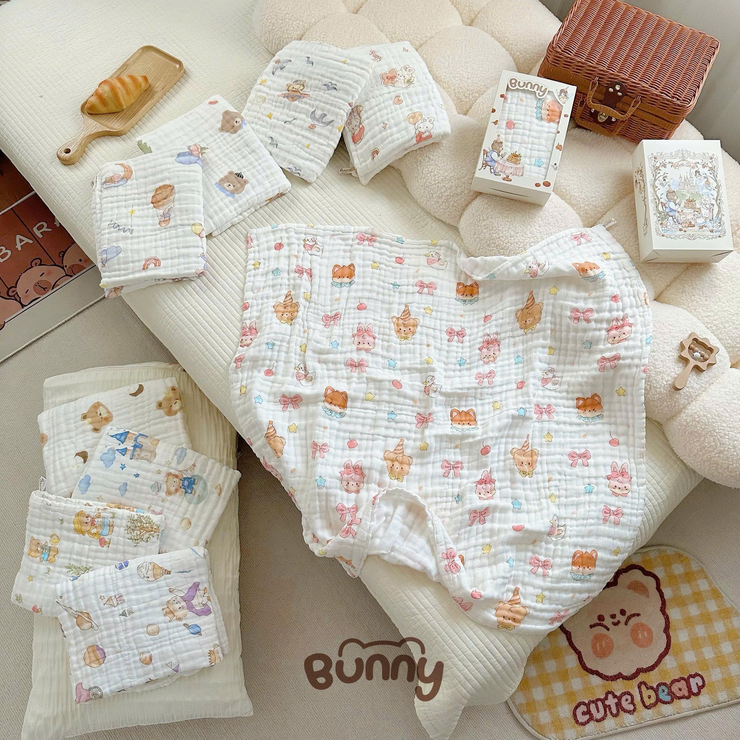 Khăn tắm cho bé Bunny phiên bản cổ tích vải xô mềm mịn, thấm hút tốt, giặt nhanh khô, càng giặt càng mềm an toàn tuyệt đối cho da bé