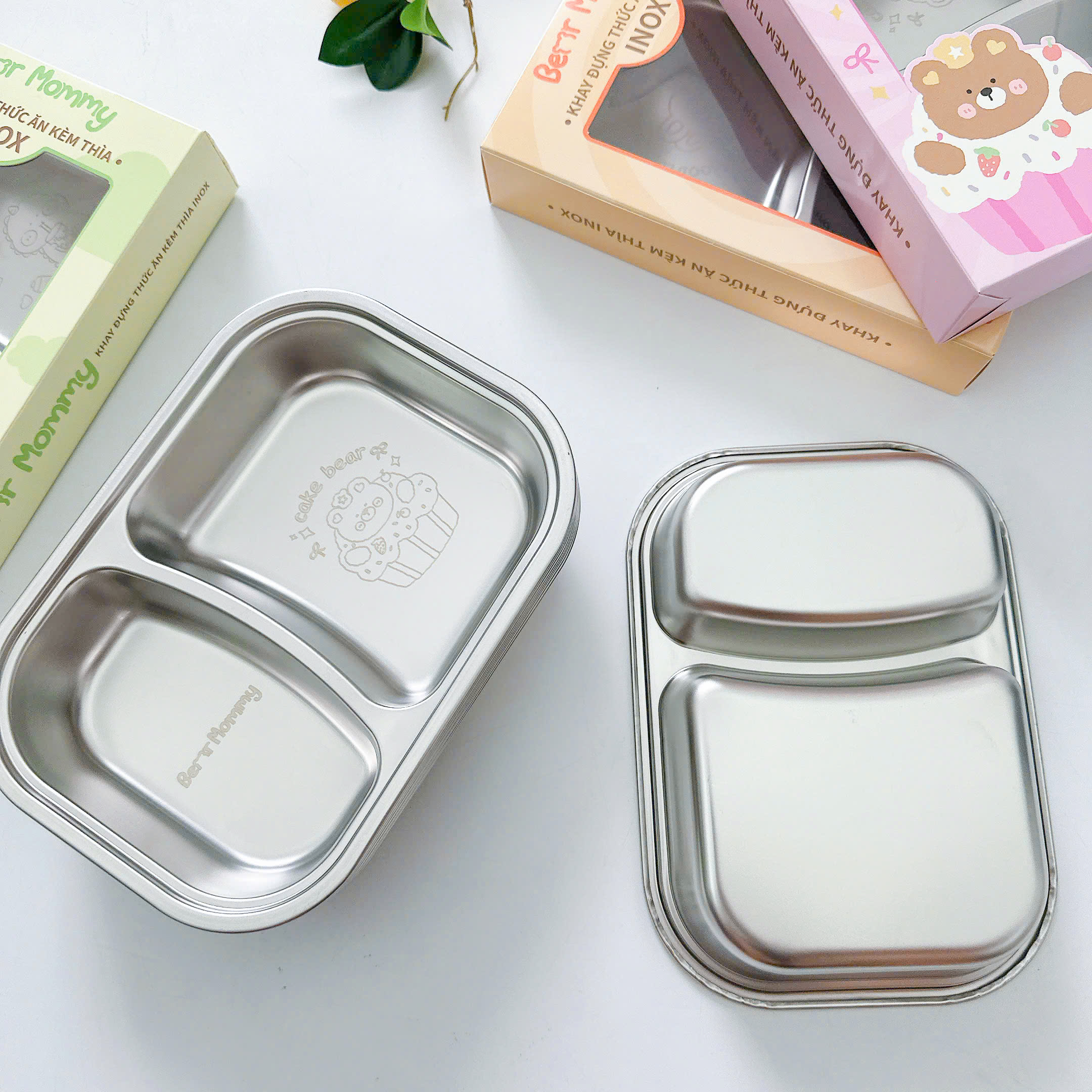 Khay đựng thức ăn 2 ngăn hình thú inox 316 kèm thìa cho bé Bear Mommy